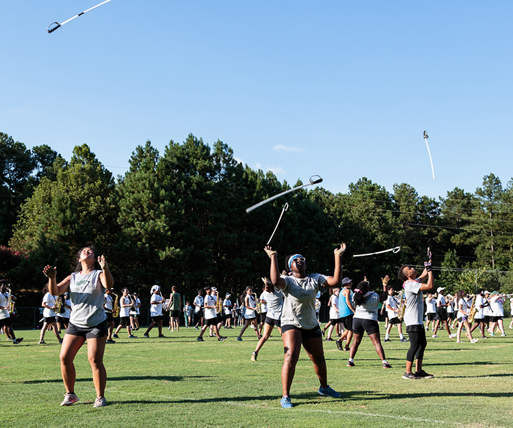 CHHS_BandCamp2016-41_throwingswords_web150.jpg