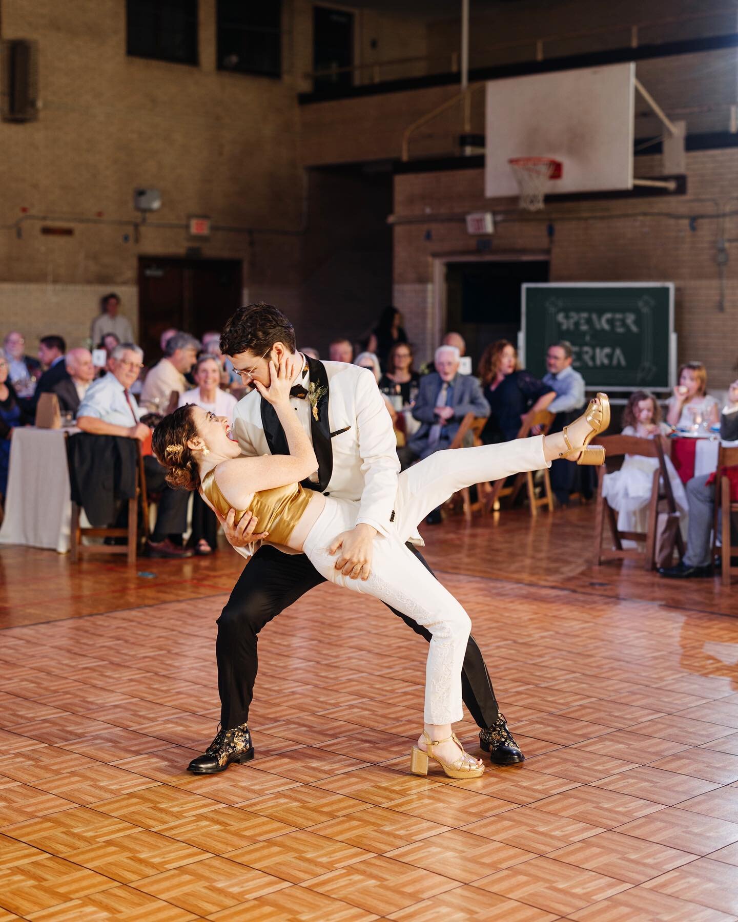 💃🏼🕺🪩✨
.
.
.
#lovemedophoto #philawedding #philadelphiaweddingphotographer #intimatewedding #radlovestories #weddinginspo #junebugweddings #thedailywedding #theknot #brides #livecolorfully #phillybrideguide #weddingday #thatsdarling #indiebride #j