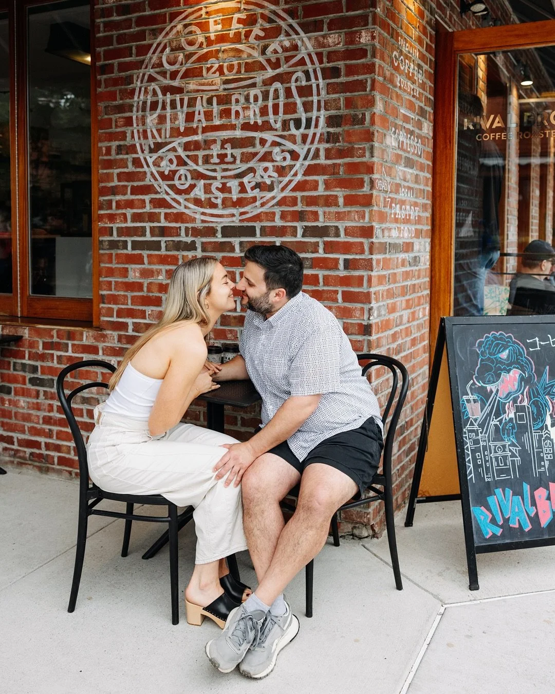 Happiest of wedding days to Amanda + Joe!
Here&rsquo;s a little snippet from their summertime South Philly engagement session ☺️
We had so much fun hanging at the Singing Fountain, grabbing some @rivalbroscoffee, and popping over to @percystreetproje