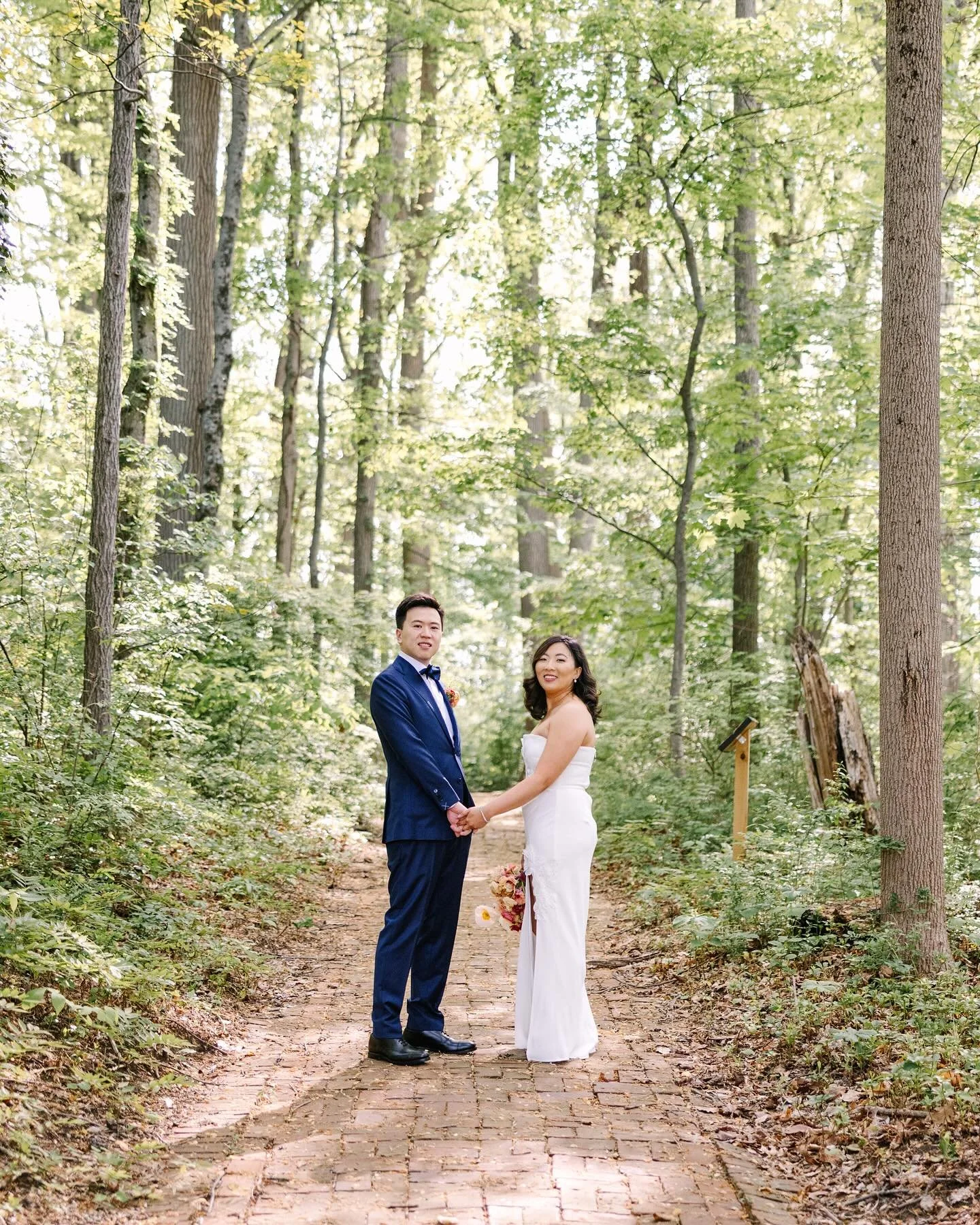 Ahhh more snow 😭. Maybe if we post some weddings from last spring it&rsquo;ll get warmer faster?? 🤞🏼
Christy + Chun&rsquo;s micro wedding at @willowsvillanova last year was perfection - swipe for some of our favorite moments! 🌸

#lovemedophoto #m