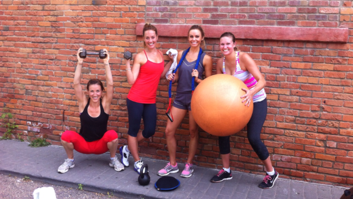 Free or low-cost yoga and fitness classes/groups around yyc