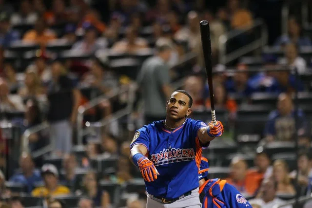ESPN anchor blasted for asking questions in Spanish at Home Run Derby