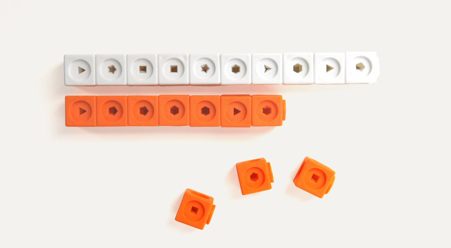 Product 7: Linking Cubes