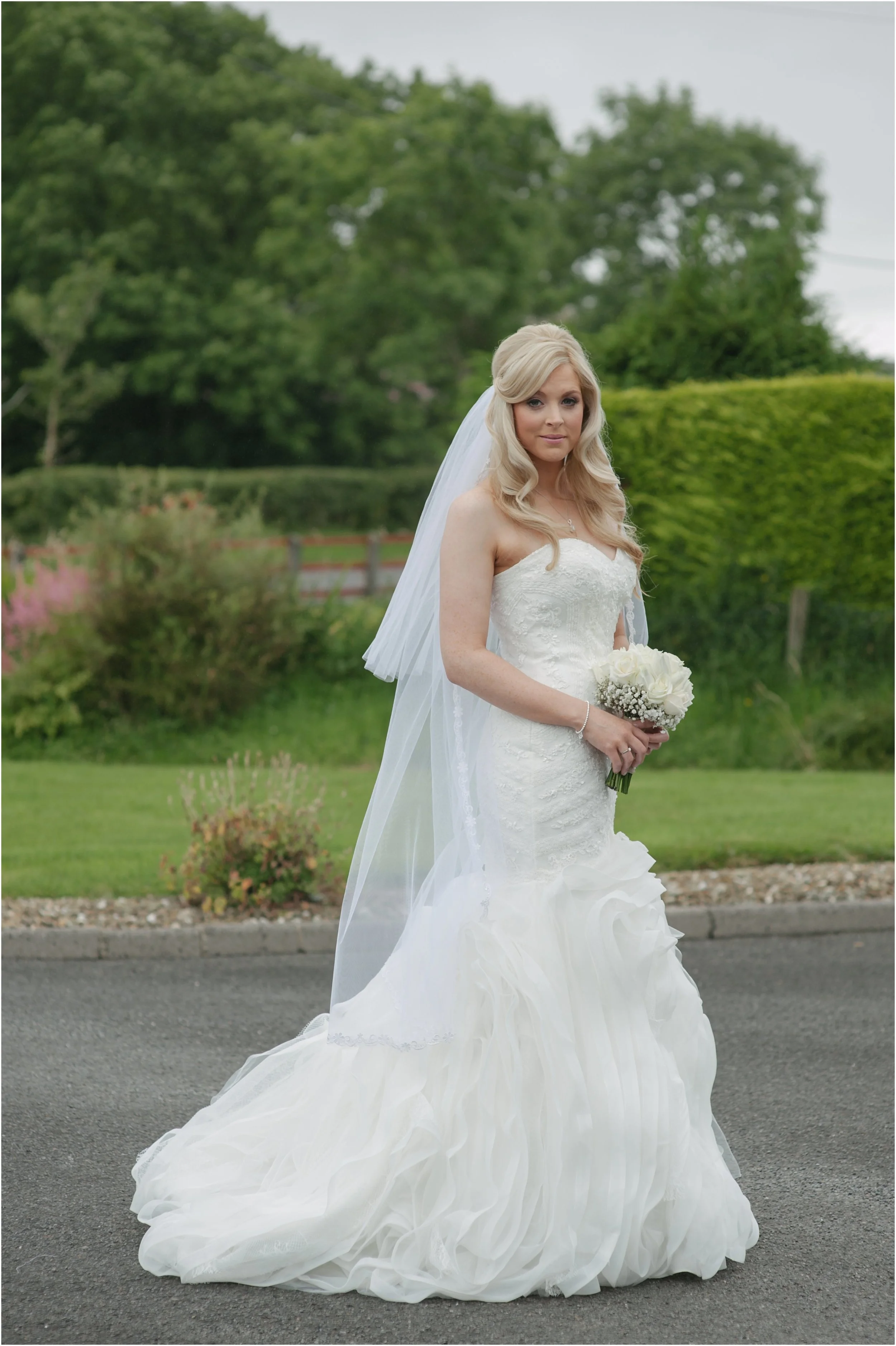 laura-lee-stephen-lough-erne-resort-wedding-photography-co-fermanagh_0017.jpg