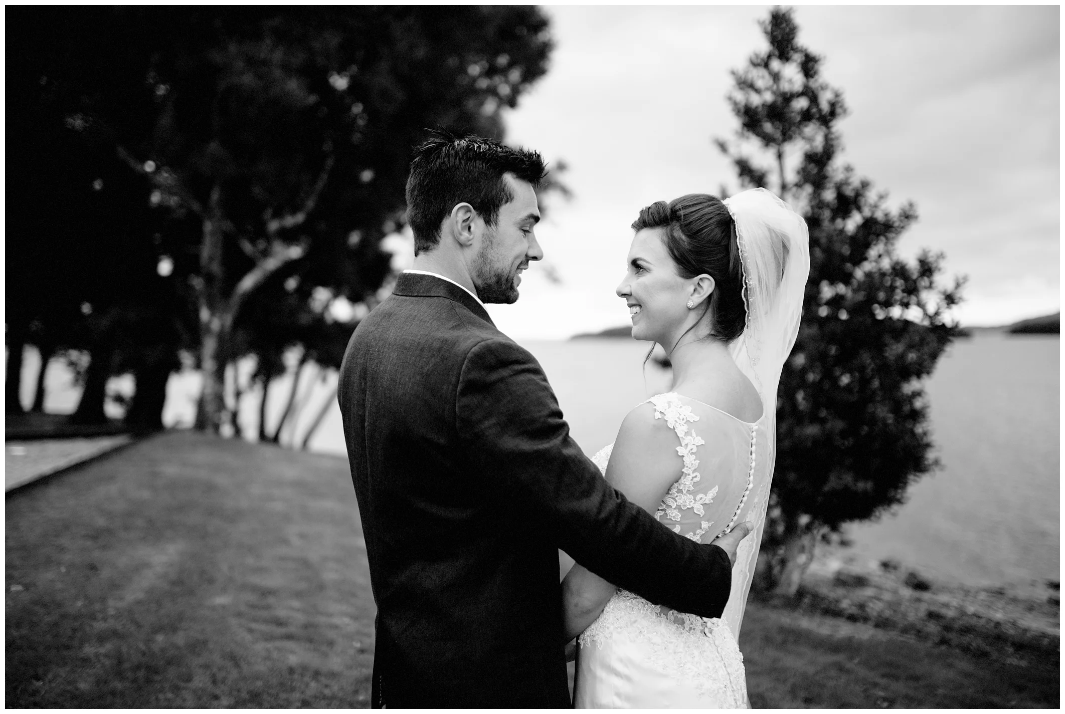 Lynsey_Andy_Rossharbour_Fermanagh_wedding_jude_browne_photography_0108.jpg