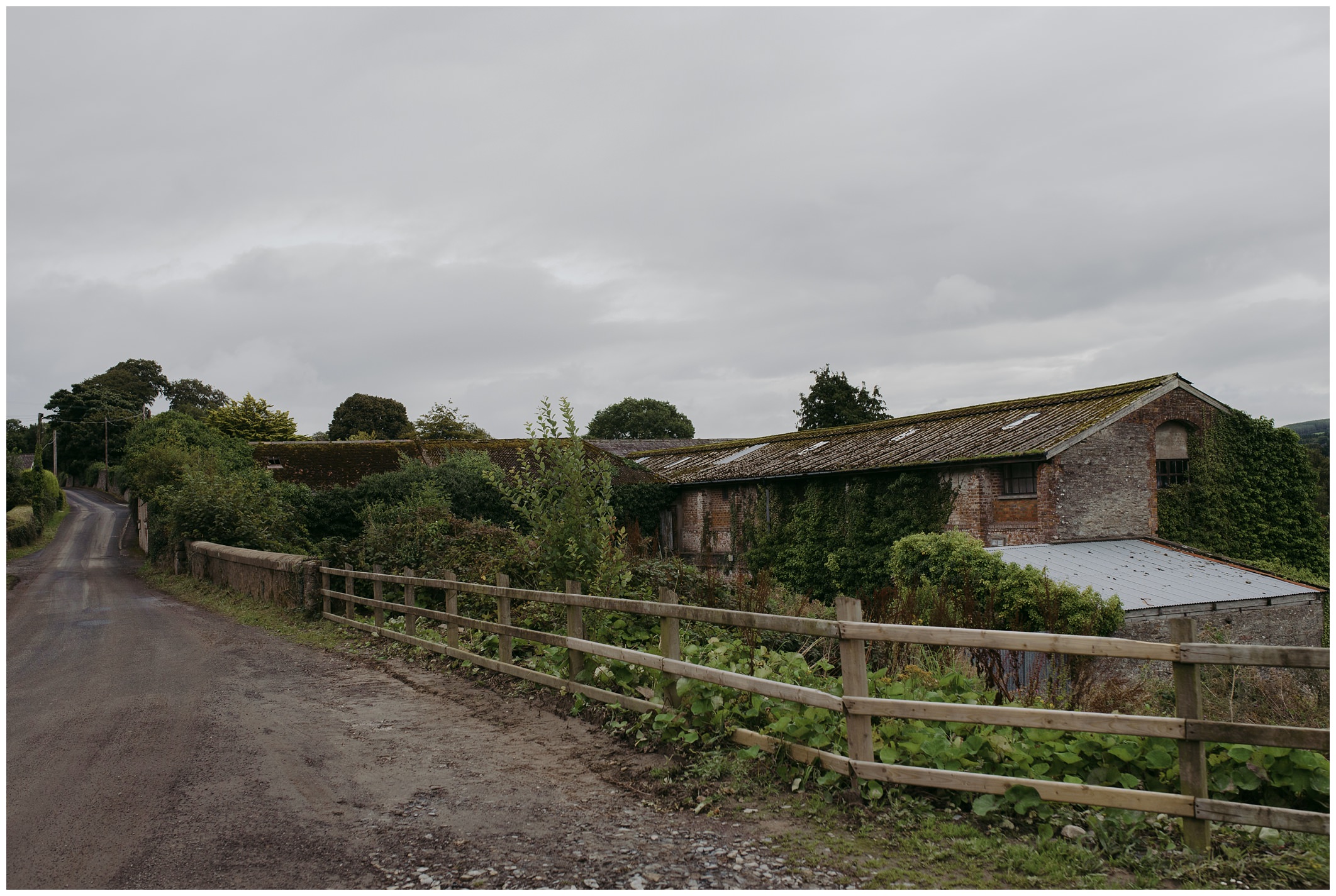 tara_neil_the_mill_alternative_quirky_wedding_jude_browne_photography_0001.jpg