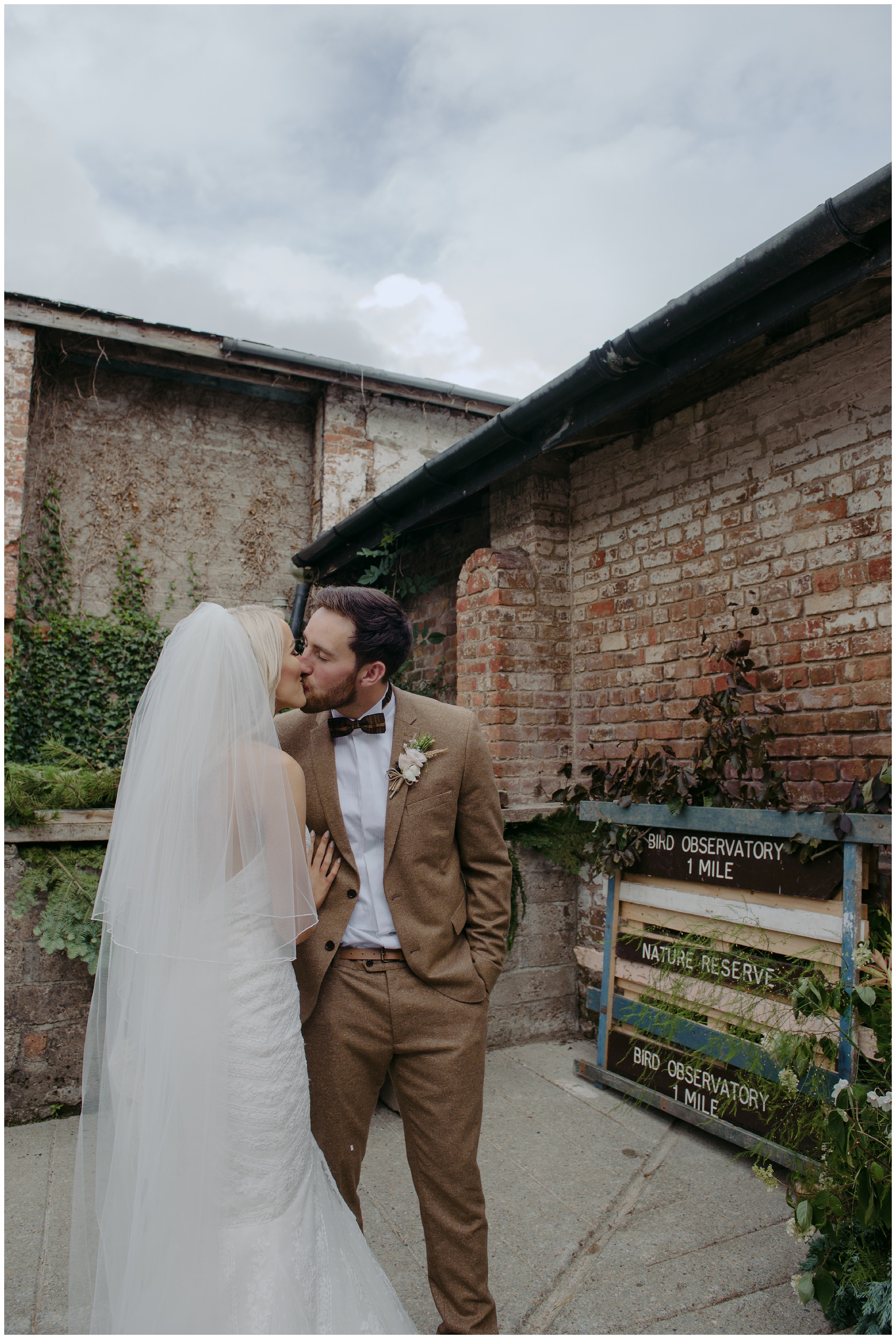 tara_neil_the_mill_alternative_quirky_wedding_jude_browne_photography_0108.jpg