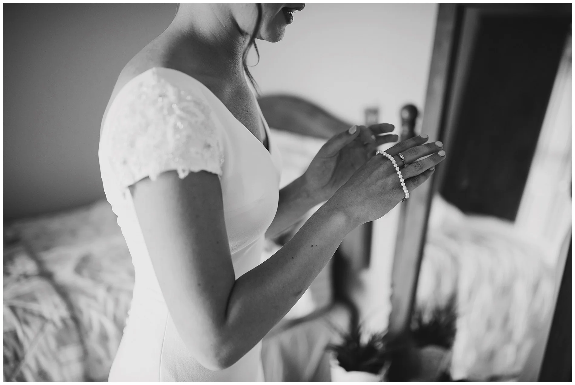DIY-home-wedding-jude-browne-photography_0029.jpg