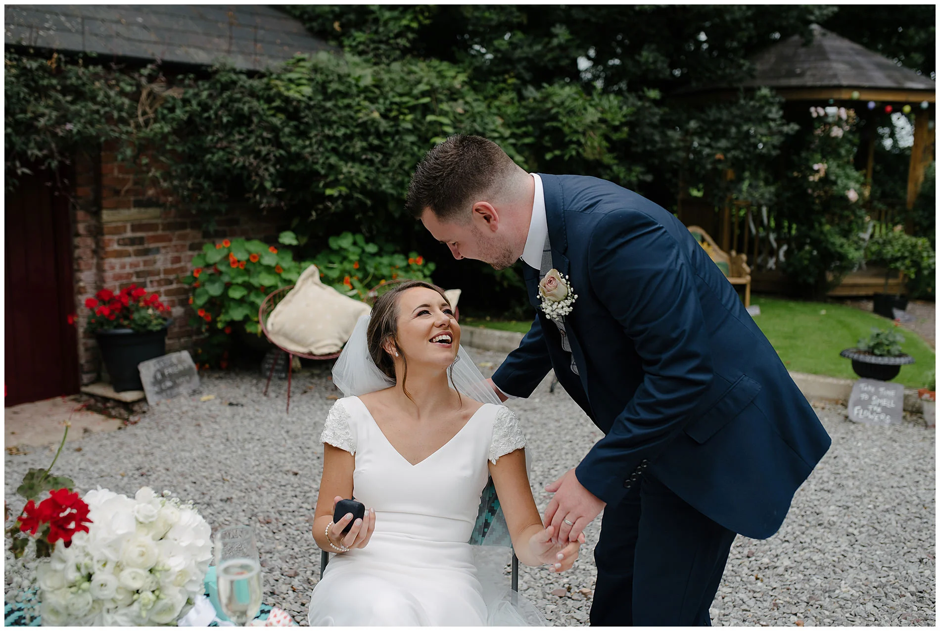 DIY-home-wedding-jude-browne-photography_0134.jpg