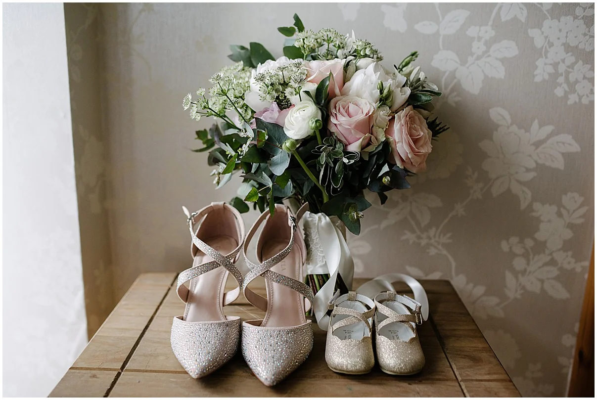 laura-adrian-tempo-manor-wedding_0002.jpg