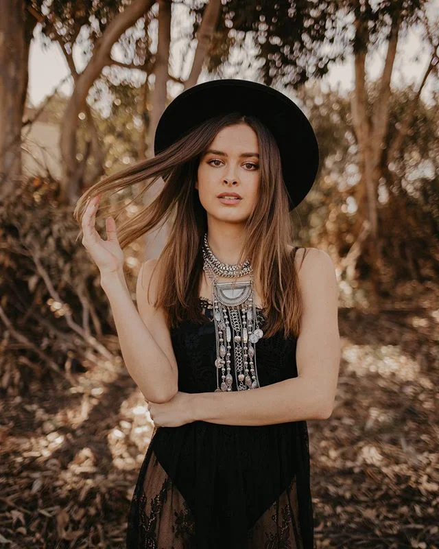 weekend vibes✌🏼 // model: @ryleygordon 🖤🖤