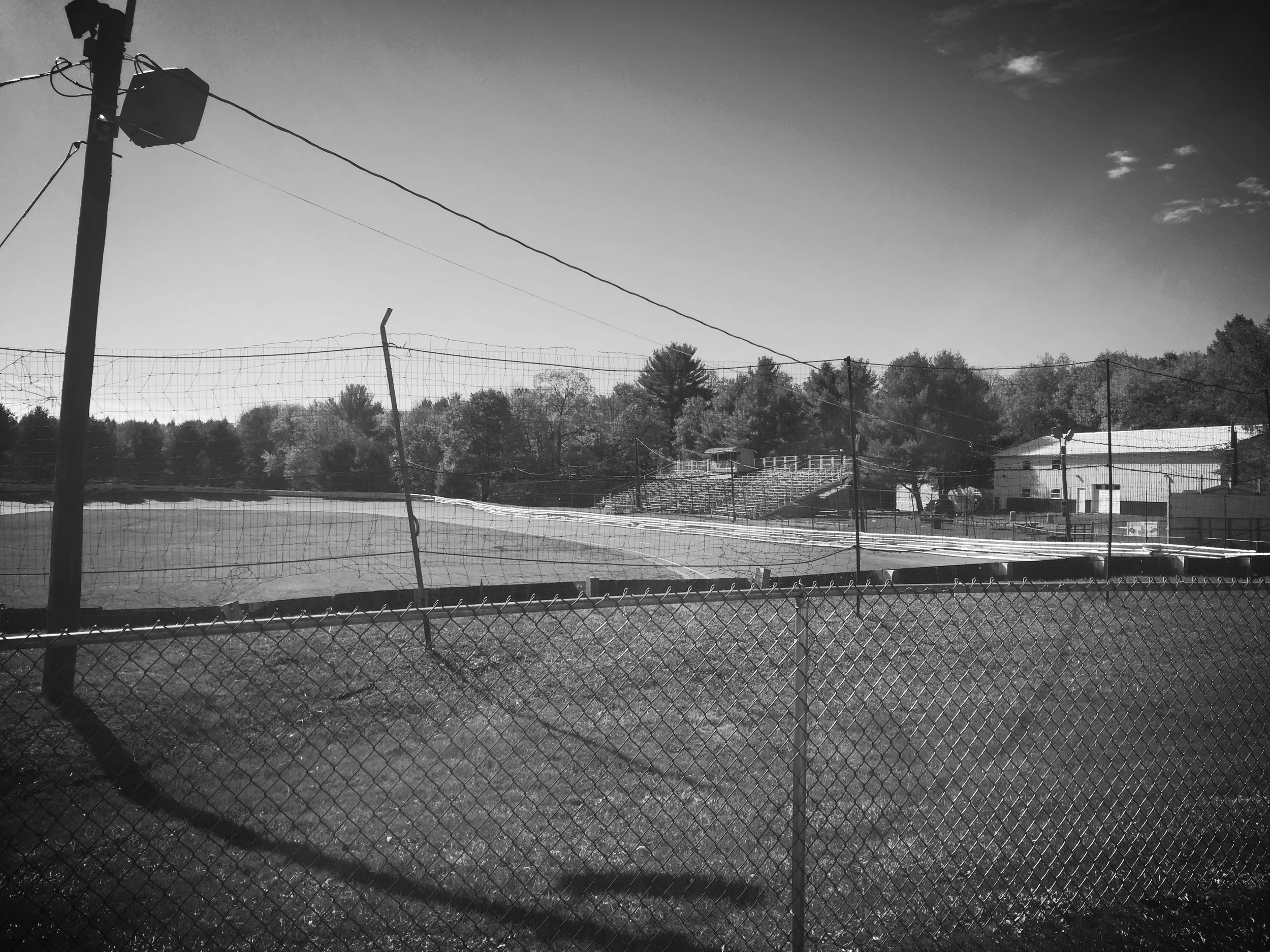 The 2nd Day of Shooting at the Bethel Motor Speedway didnt turnes out so well. Instead of a car show absolulty no one was there. So I used the time to relax a little bit from - already at that time - crazy days!