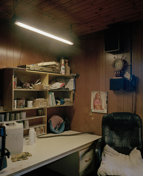 The wheelinghouse is where all the fishermen come together to discuss the changes in fish prices and drink 30.000 cups of coffee a year. When the weather is bad they have to stay awake all night to watch out that the boats don’t get pulled into the wild sea. 