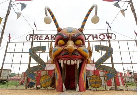 The GOP Is A Boring Predictable Freak Show