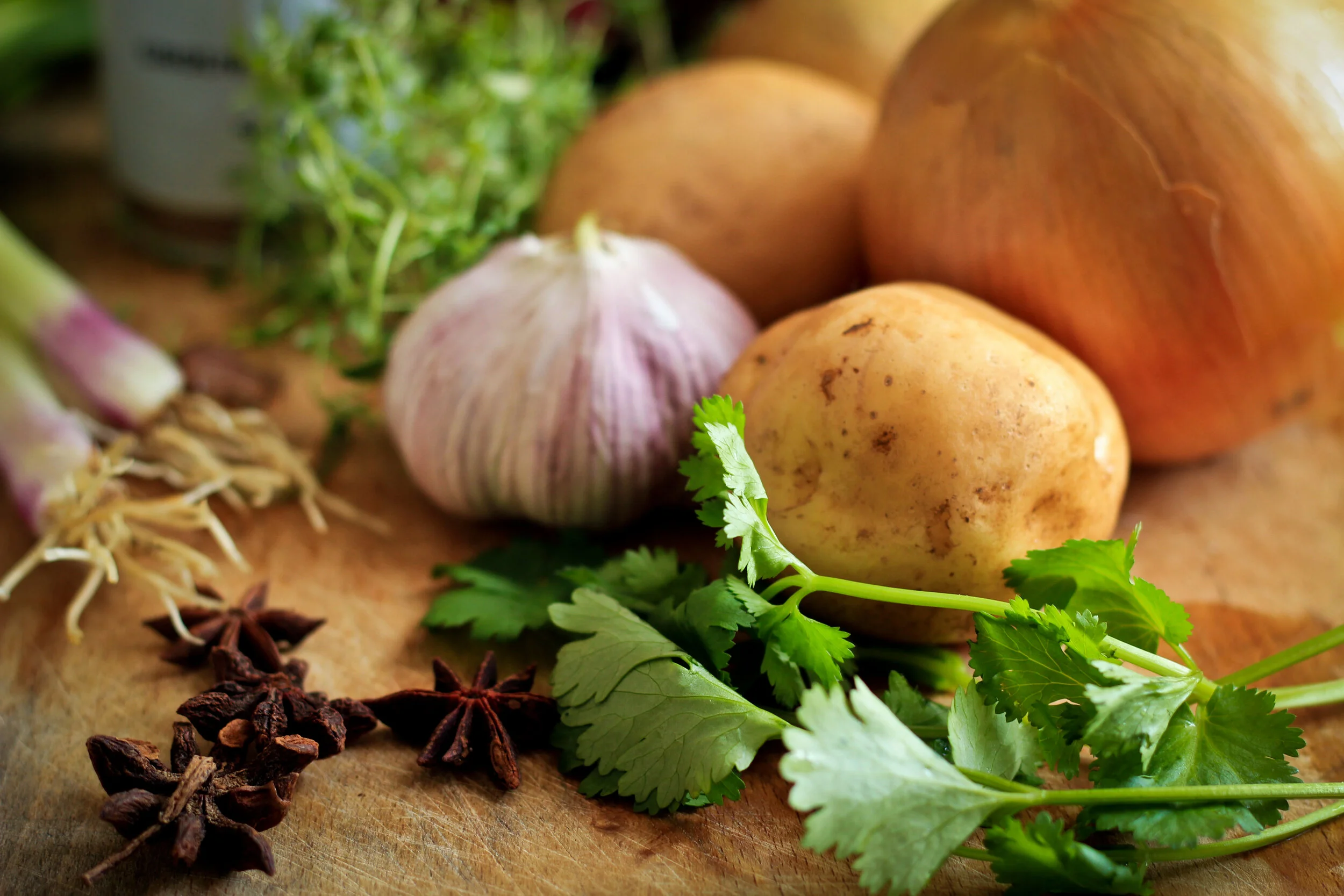 REUSE YOUR VEGGIE ENDS Even the ends of carrots, skins of potatoes, and shells of onions have flavor and nutrients in them. When you’re prepping vegetables for a dish, set those bits and pieces aside to freeze. Once you have a big bag saved up, just add water and boil it down for a nutritious vegetable stock. Onion, carrots, and celery are especially good for this. The same goes for meat products. Whether you’re carving a turkey or trimming fat from a roast, you can use all parts of the animal by making stock from the less-desirable pieces.