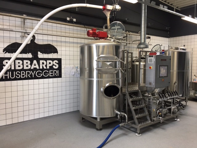 Ångan på plats, bryggverket rengjort och klart för BRYGGNING!