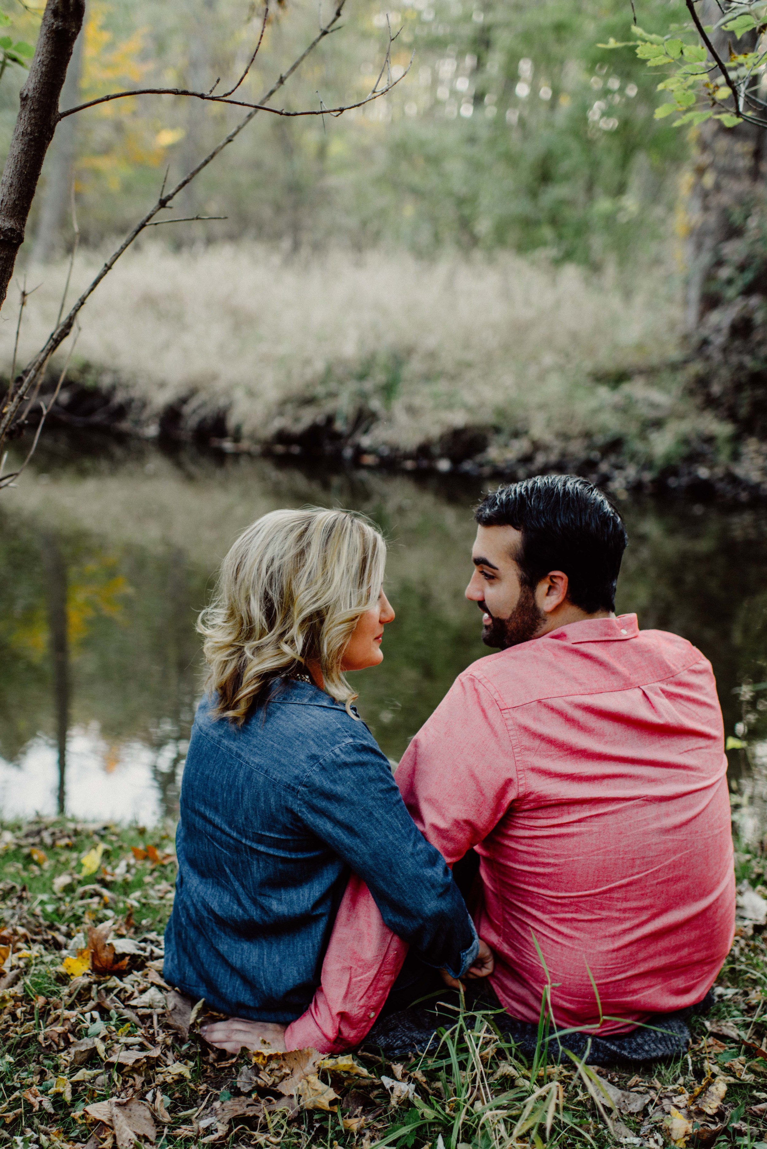 Taylor+Tony-AutumnEngagement-Mallory+JustinPhoto-10.JPG