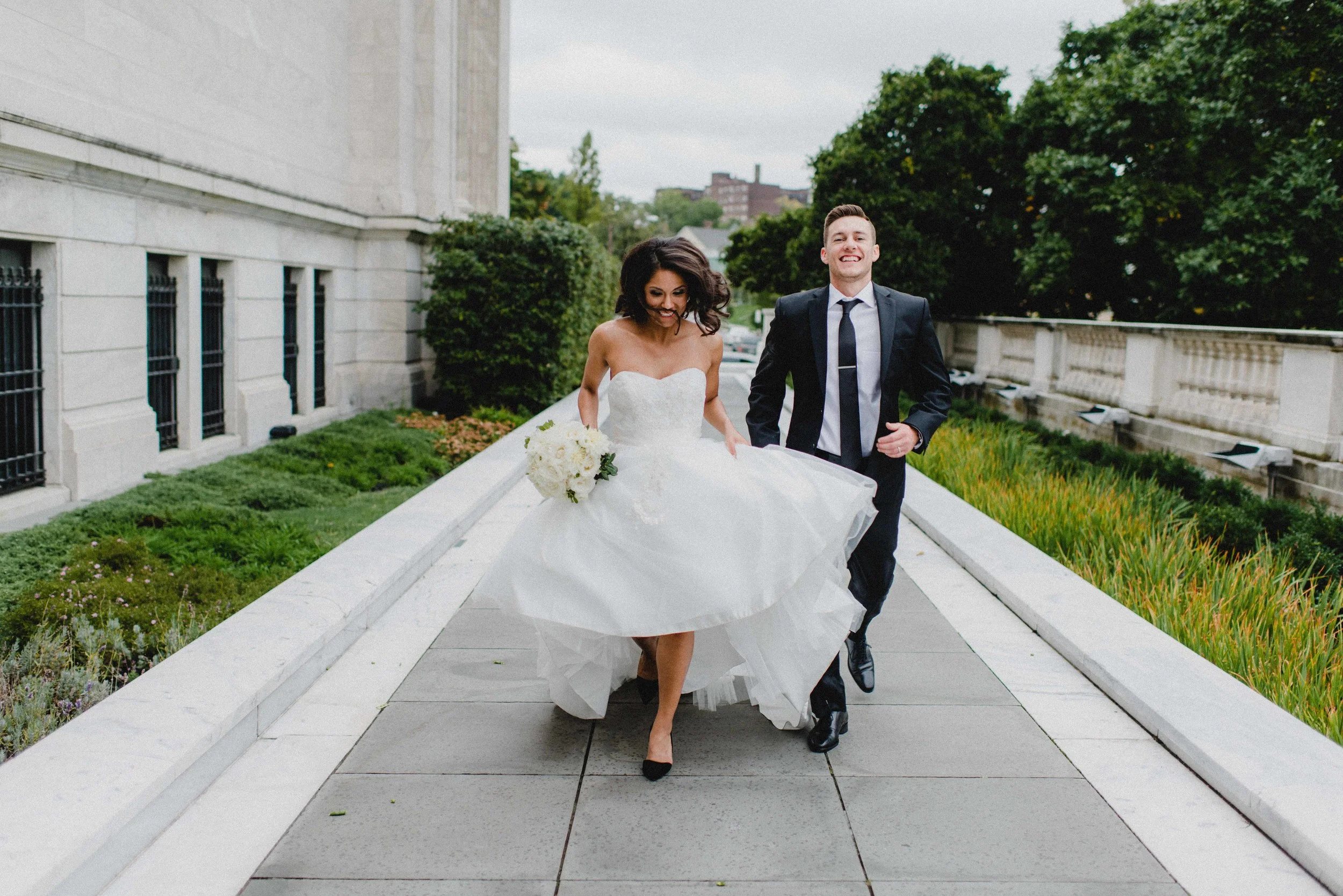 Cleveland-Marriot-Wedding-UniversityCircle-Jake+Allison-25.JPG