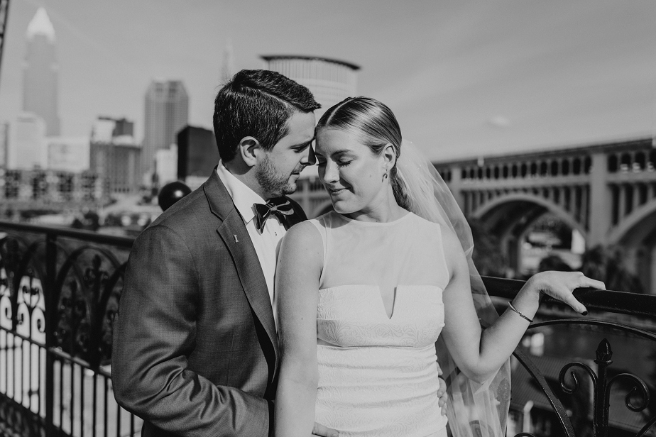 Cleveland-Red-Space-Wedding-AllisonJarus+RoryMcGlynn-Mallory+JustinPhoto-357.JPG