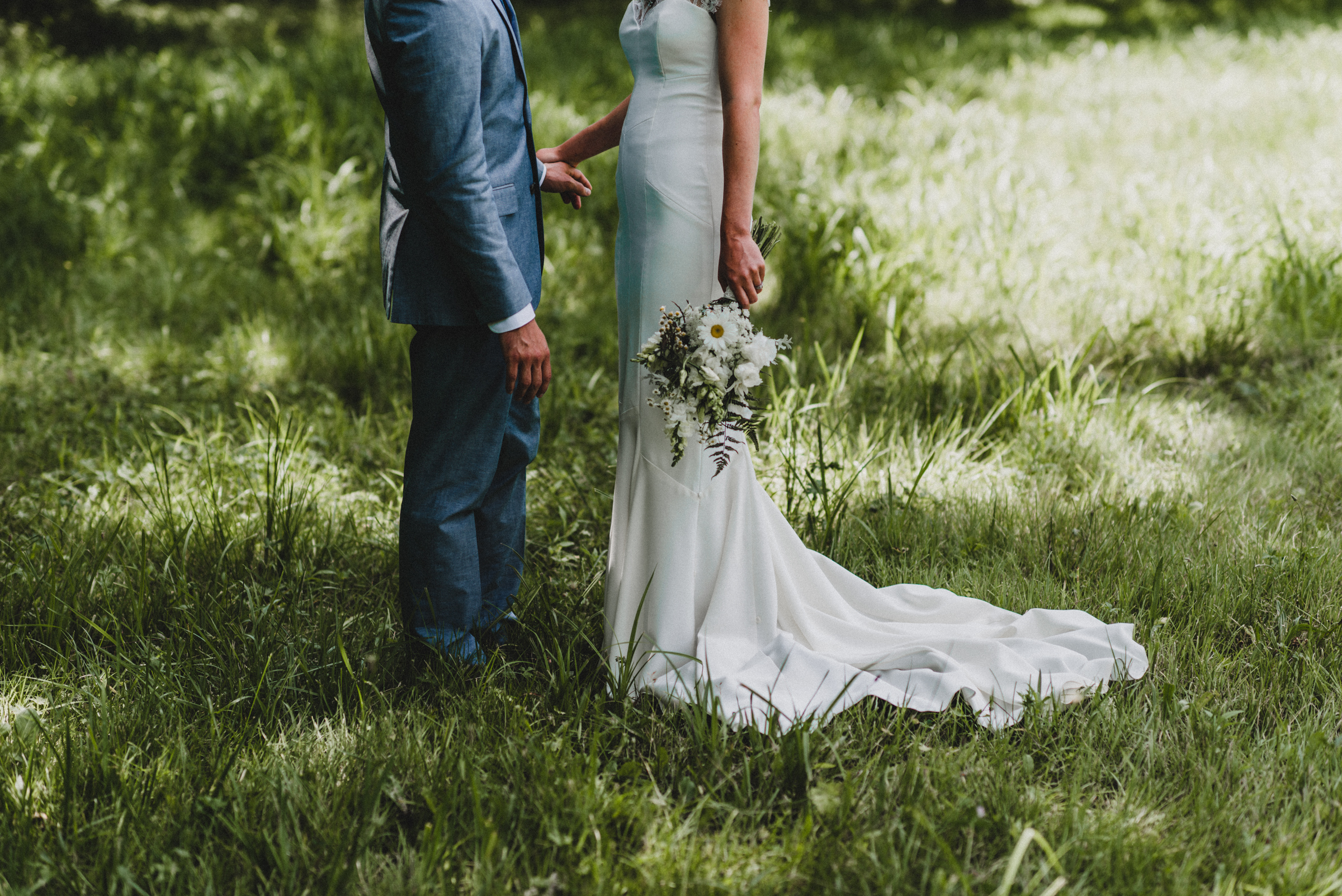 Intimate-Backyard-Farmhouse-Ohio-Wedding-Andi+Ben_Mallory+Justin-Photographers-81.JPG