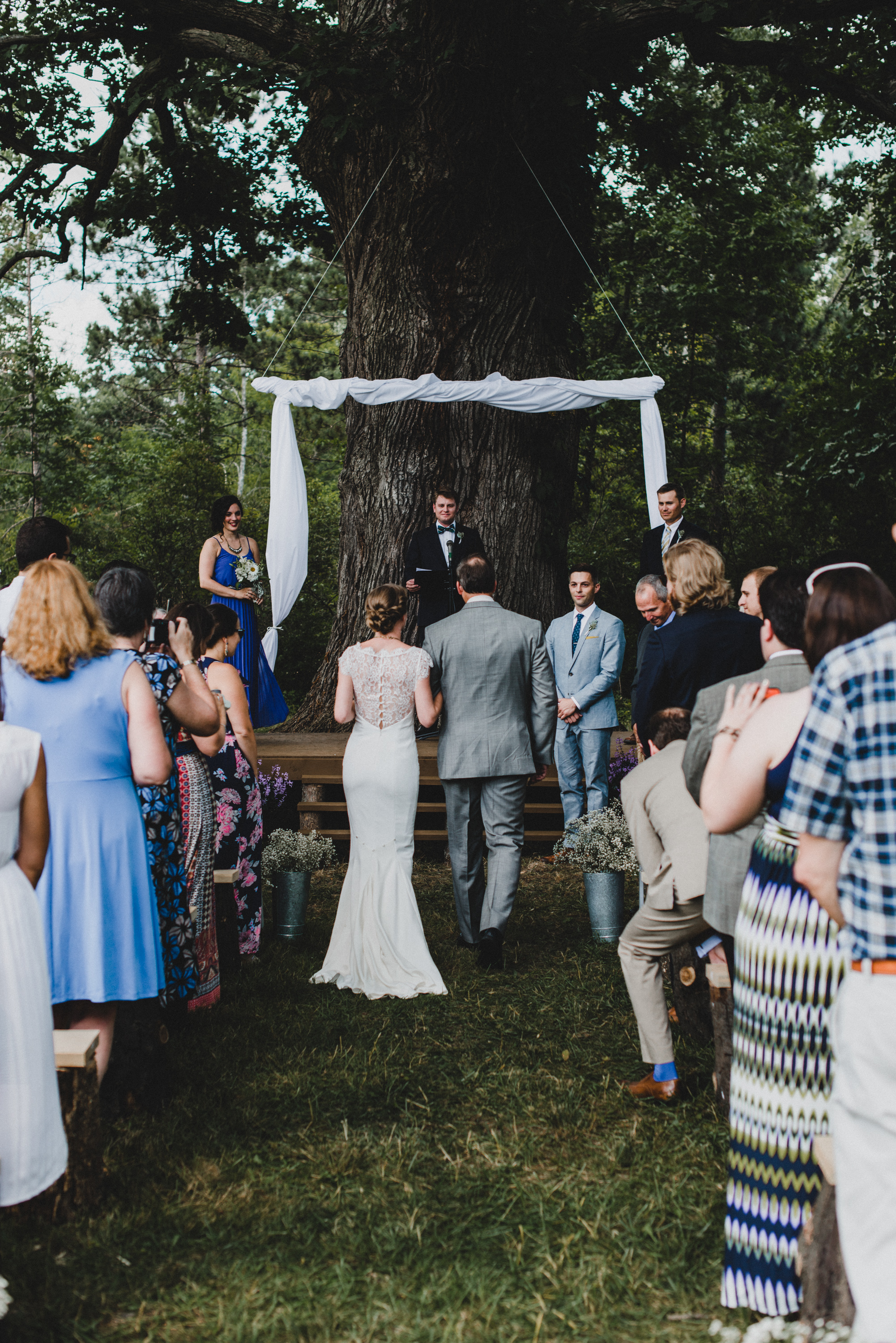 Intimate-Backyard-Farmhouse-Ohio-Wedding-Andi+Ben_Mallory+Justin-Photographers-149.JPG