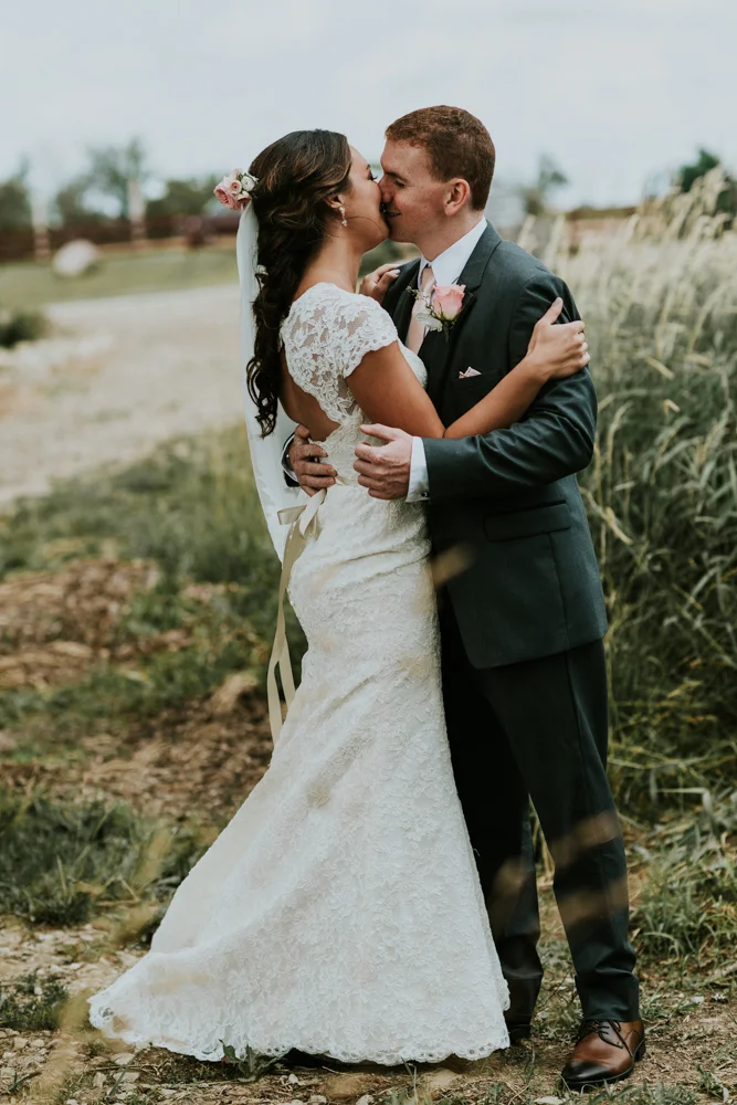 Peacock-Ridge-Farm-Wedding-MalloryandJustin-Photographers-9.jpg