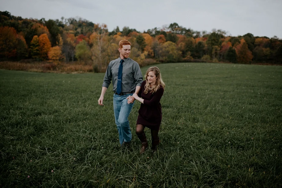 Ohio-Autumn-Engagement-Session_MJPHOTO-47.jpg