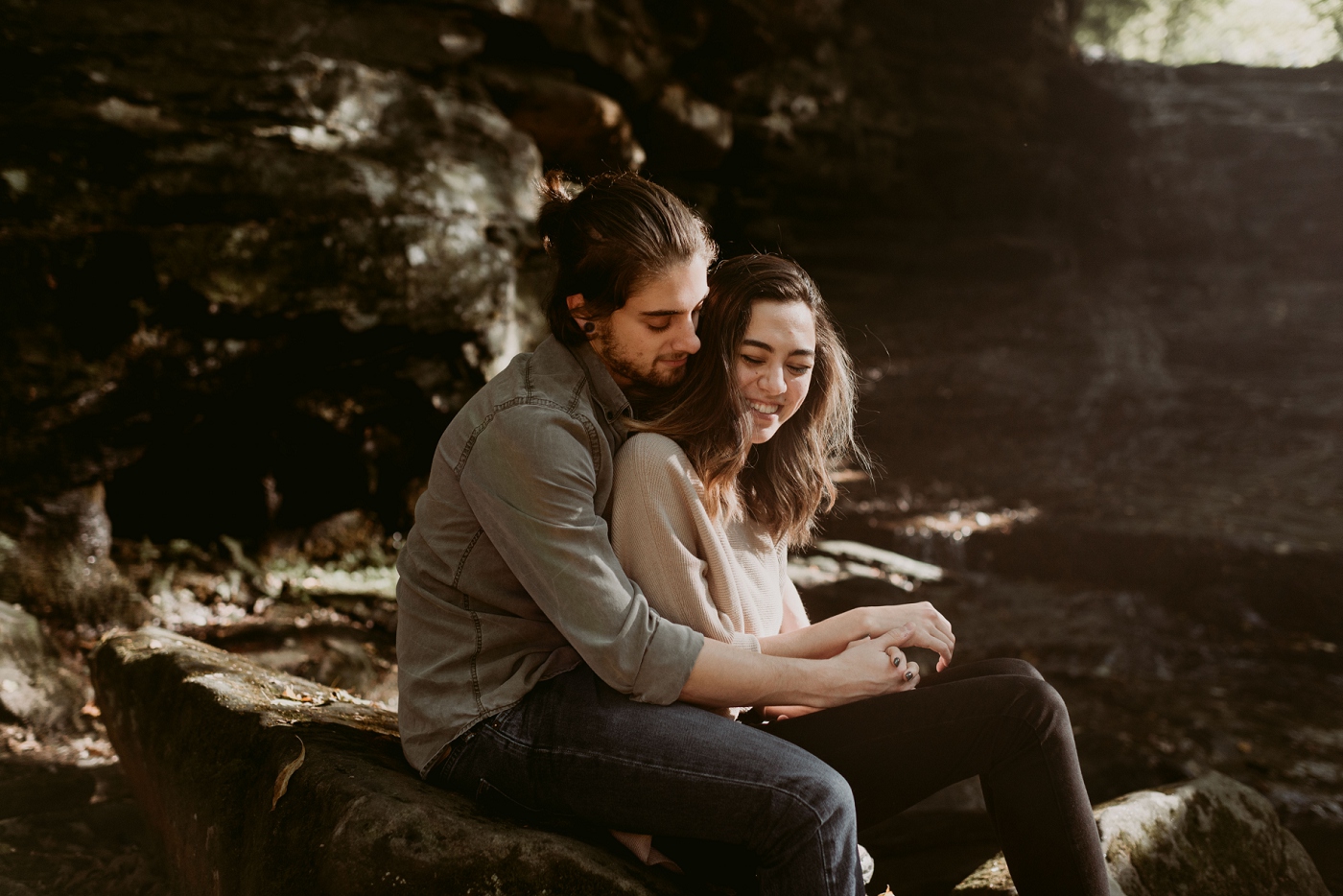 Wildnerness-Waterfall_Couples-Session_DocumentaryPhotographer_MJPHOTO-8.JPG