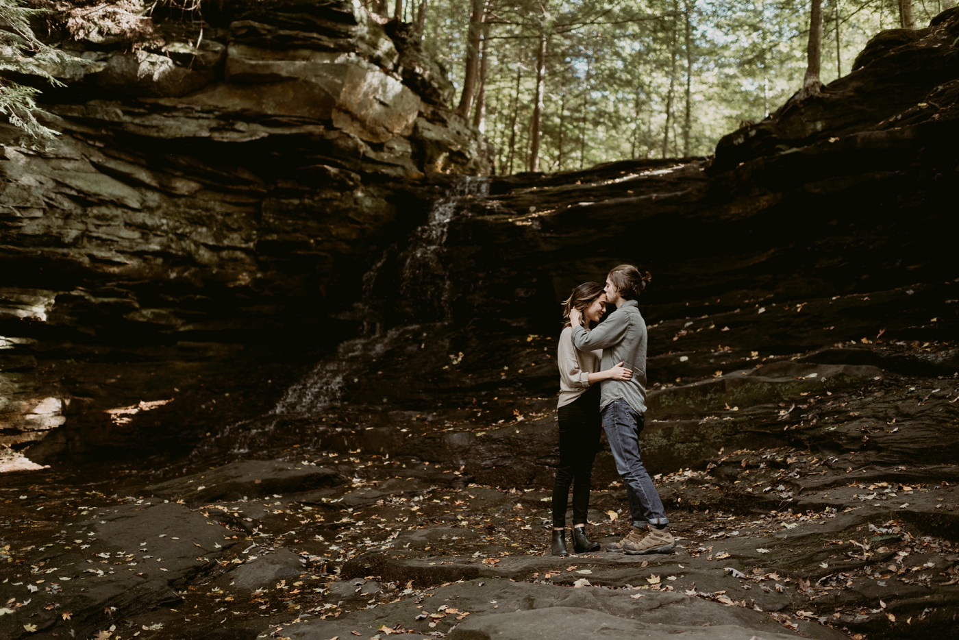 Wildnerness-Waterfall_Couples-Session_DocumentaryPhotographer_MJPHOTO-27.JPG