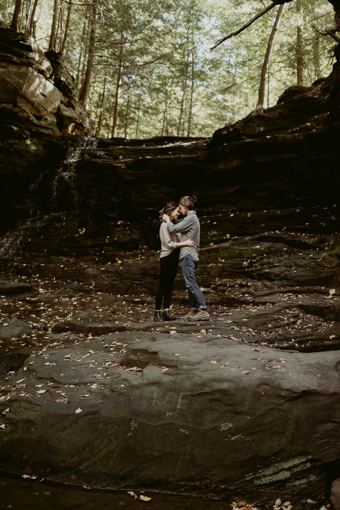 Wildnerness-Waterfall_Couples-Session_DocumentaryPhotographer_MJPHOTO-26.JPG