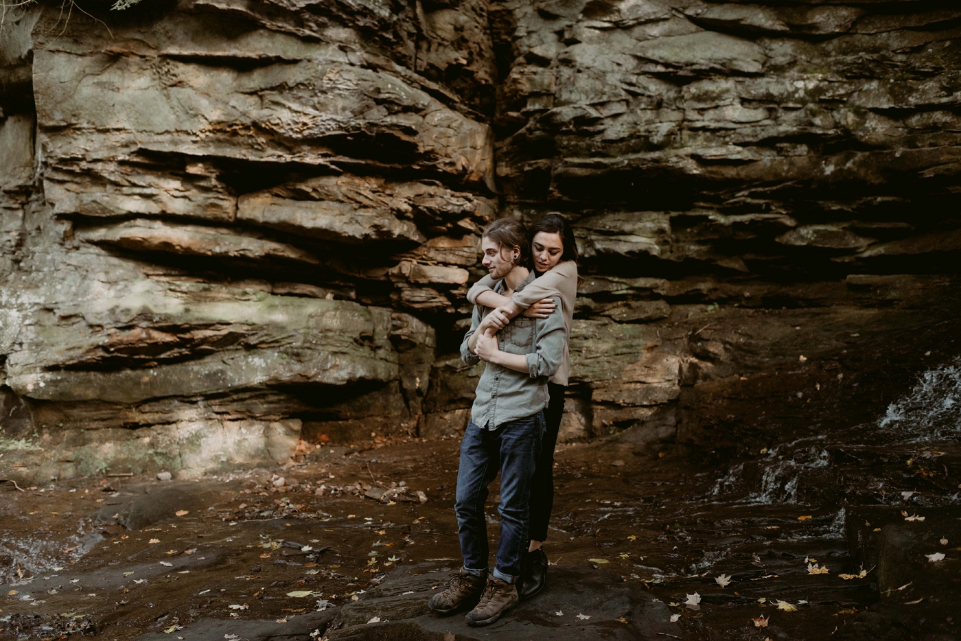 Wildnerness-Waterfall_Couples-Session_DocumentaryPhotographer_MJPHOTO-56.JPG