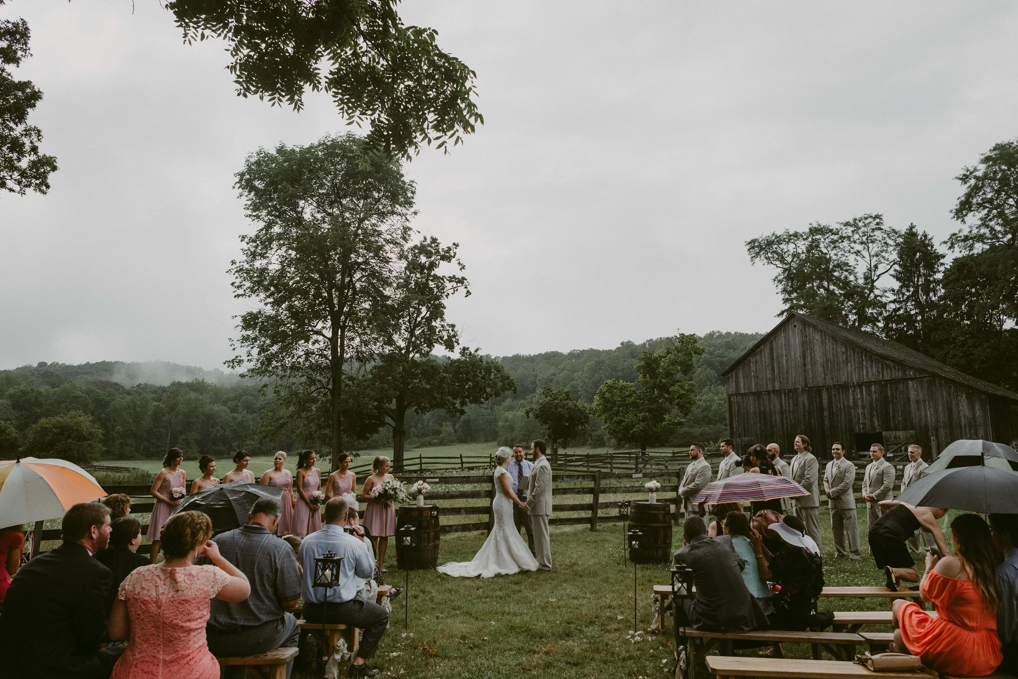 Hines-Hill-Farm-Cuyahoga-Valley-National-Park-Wedding_Emi+Andy_MJPHOTO-480.jpg