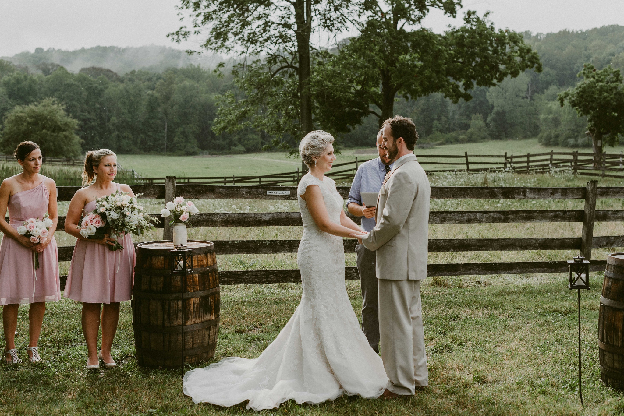 Hines-Hill-Farm-Cuyahoga-Valley-National-Park-Wedding_Emi+Andy_MJPHOTO-494.jpg