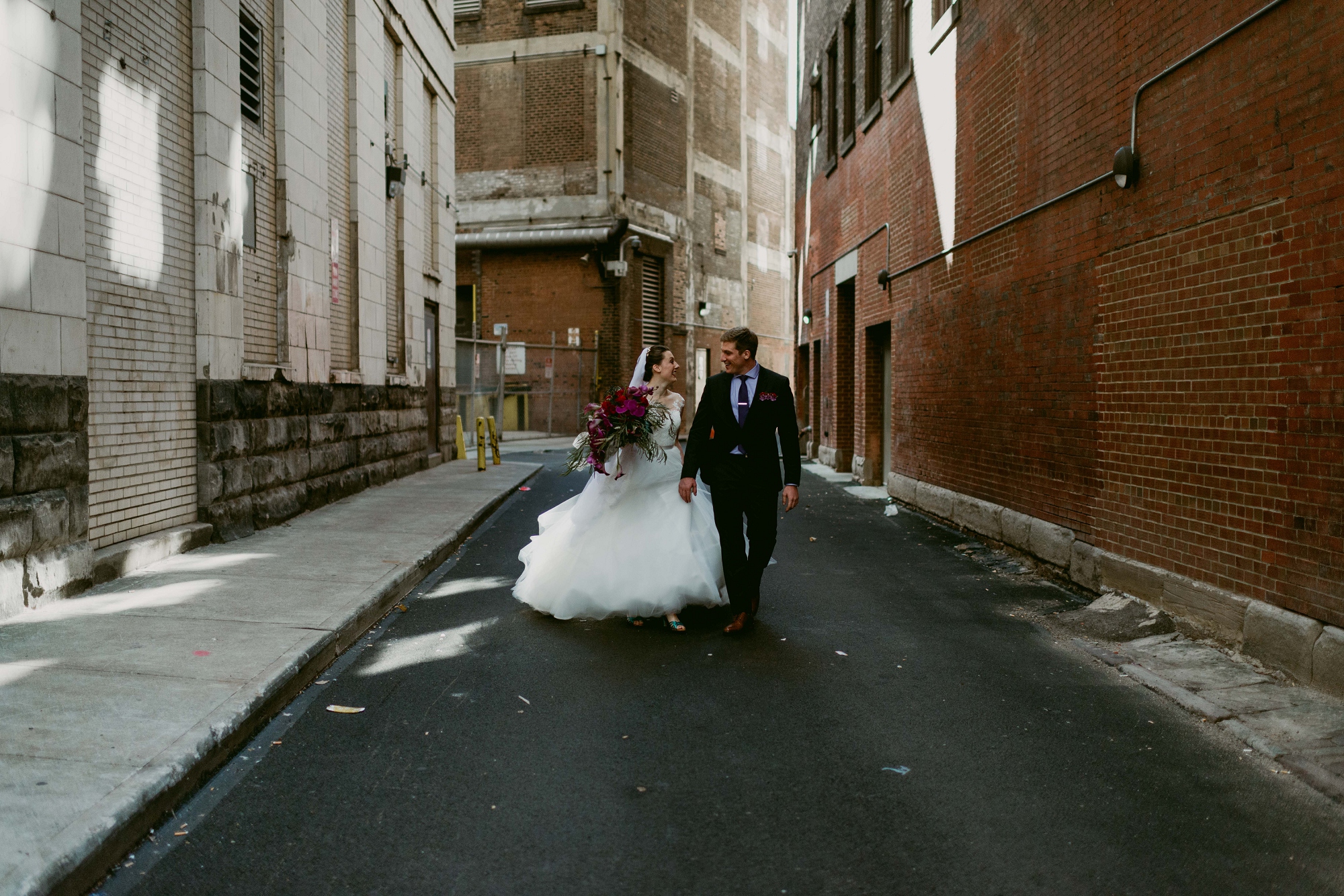 Romantic-Industrial-Warehouse-Wedding_Mallory+Justin-Photographers_0175.jpg