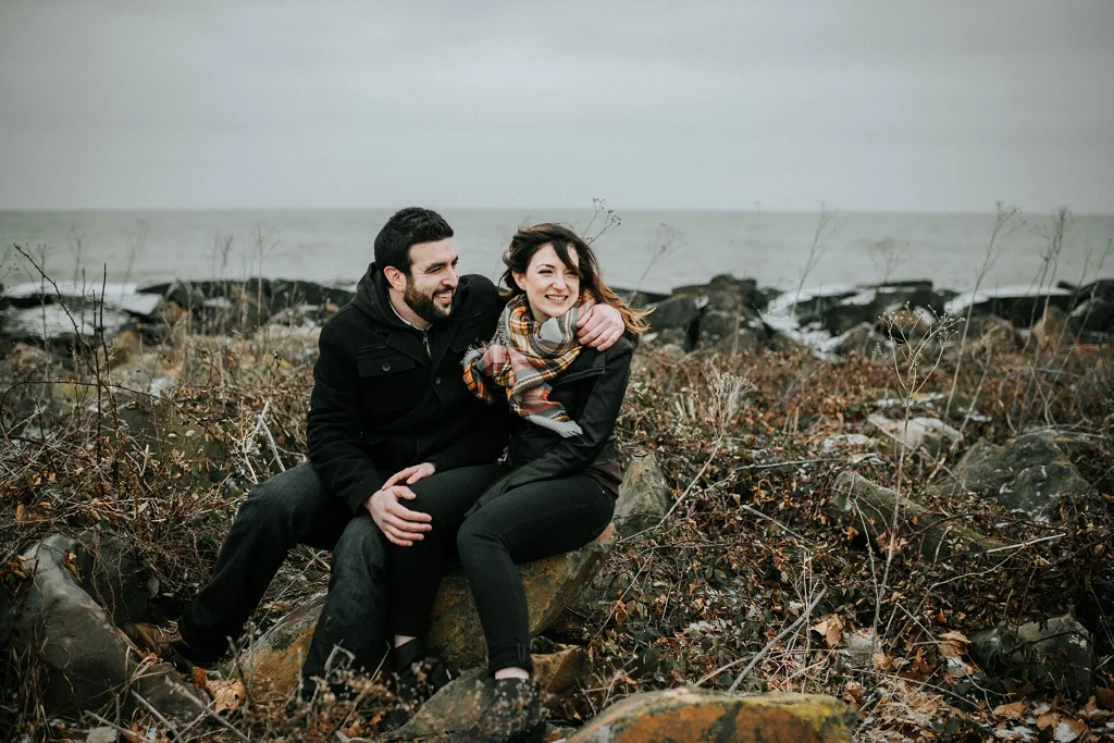 Rachel+Micheal_WinterbytheWater_MJPHOTO2017-47.jpg