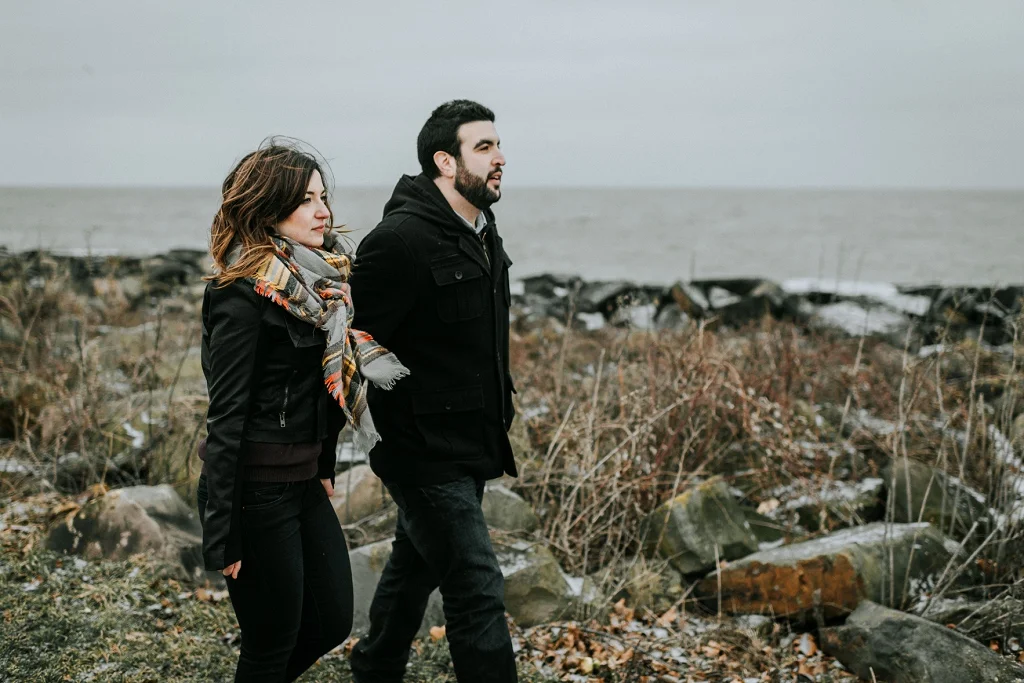 Rachel+Micheal_WinterbytheWater_MJPHOTO2017-54.jpg