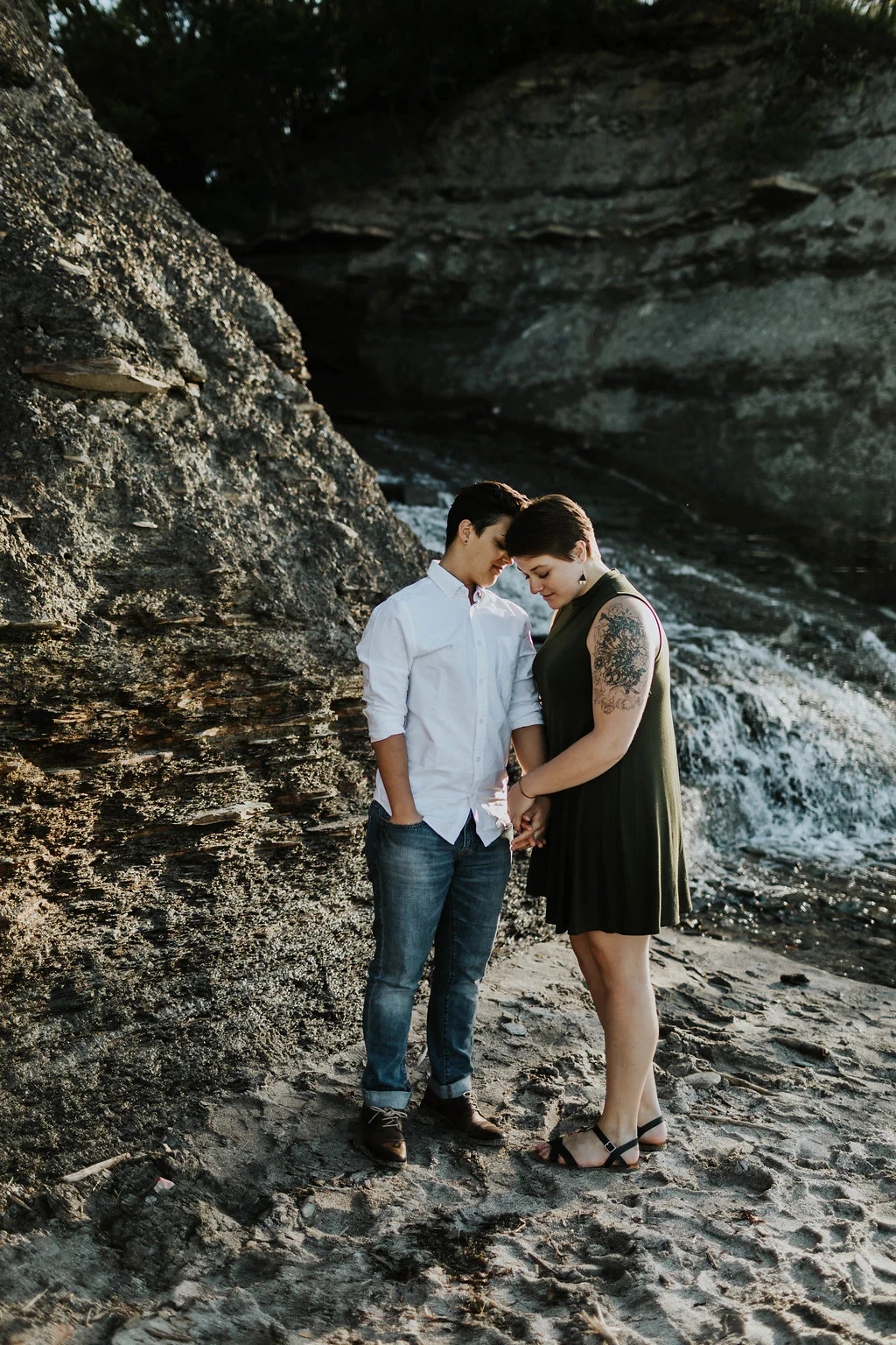 Waterfall-Couples-Session_Em+Katie_MJPHOTO-131.jpg