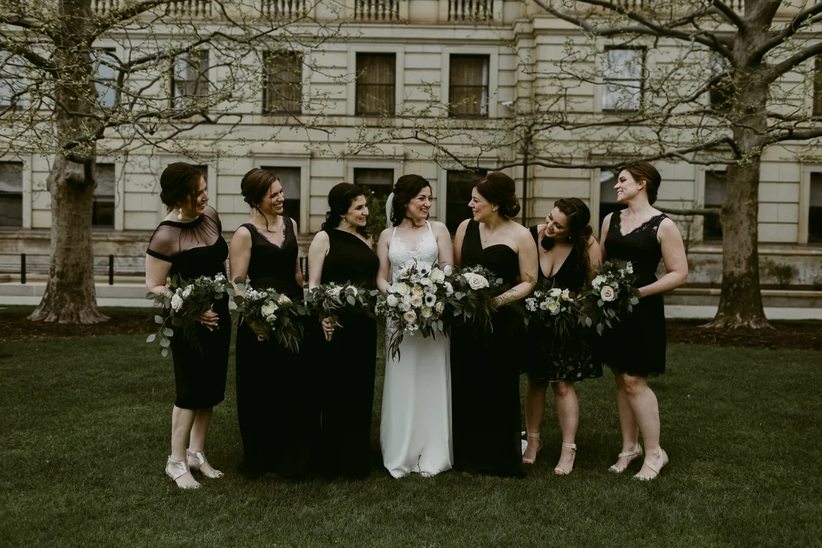 Rachel+Michael_Lake-Erie-Building-Cleveland-Wedding_M+J-Photographers-182.jpg
