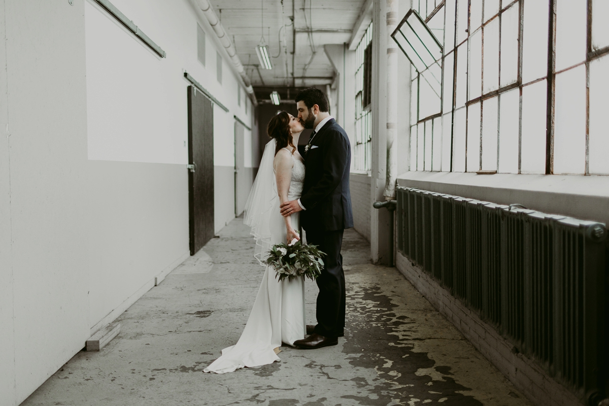 Rachel+Michael_Lake-Erie-Building-Cleveland-Wedding_M+J-Photographers-281.jpg
