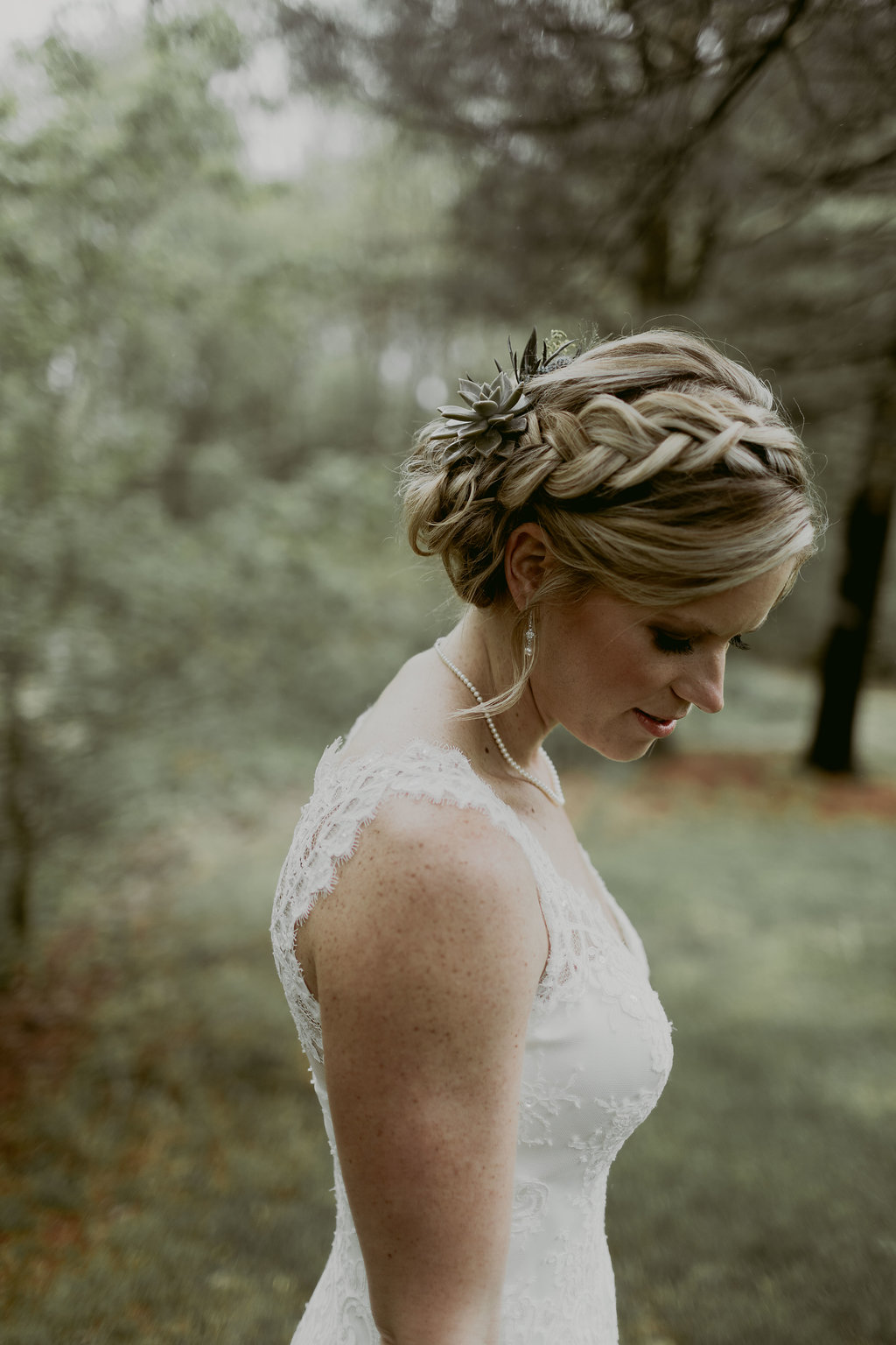 Mandy&Wade-Ohio-Barn-Wedding_MJPHOTO-170.jpg