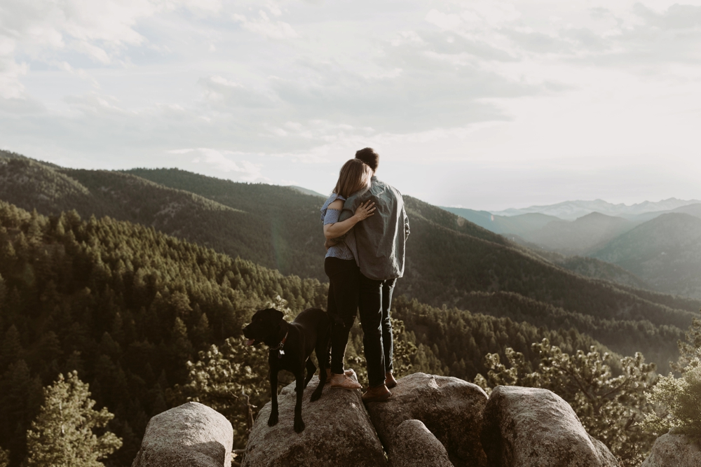 Colorado-Mountain-Couples-Adventure-Session_MJPHOTO-25.jpg