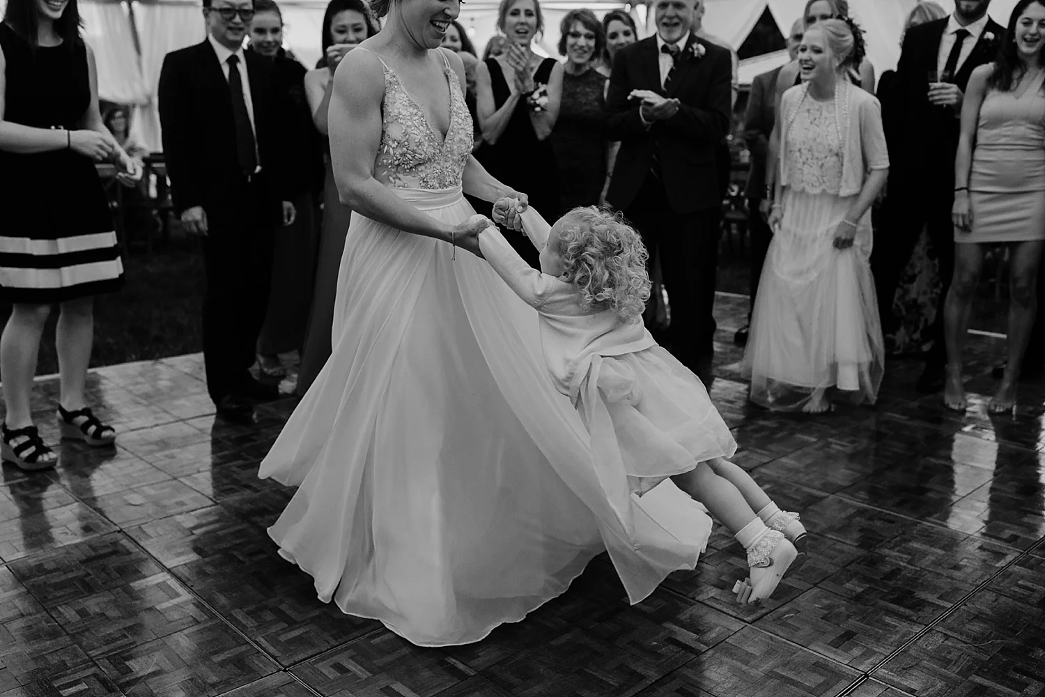 Michigan-Sand-Dunes-Wedding_Ashley+Zach-991.jpg