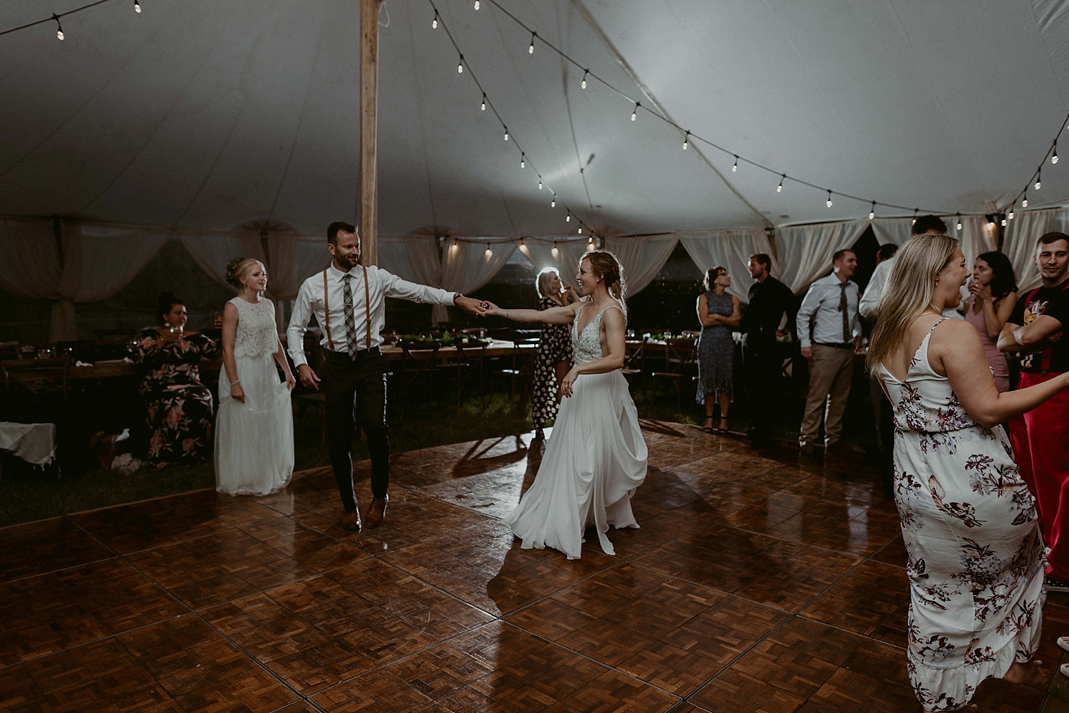 Michigan-Sand-Dunes-Wedding_Ashley+Zach-1140.jpg