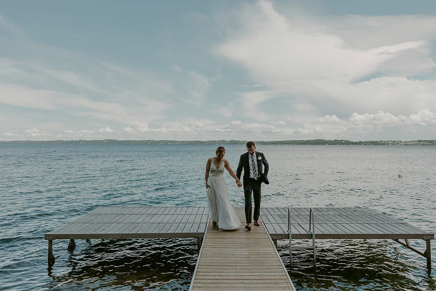 Michigan-Sand-Dunes-Wedding_Ashley+Zach-183.jpg