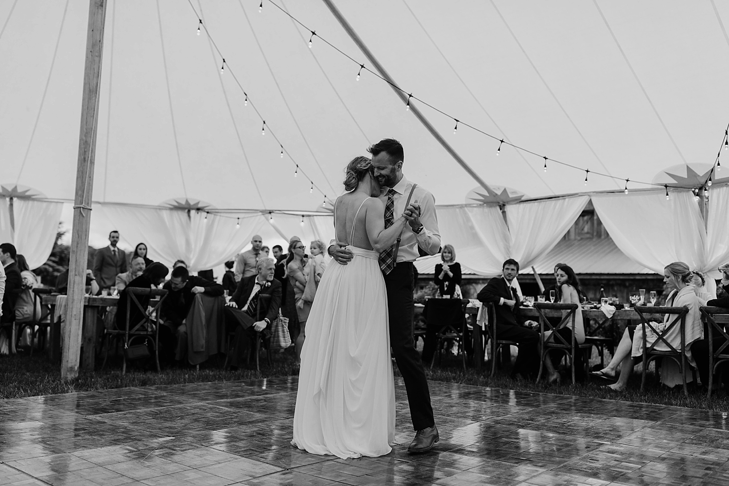 Michigan-Sand-Dunes-Wedding_Ashley+Zach-948.jpg