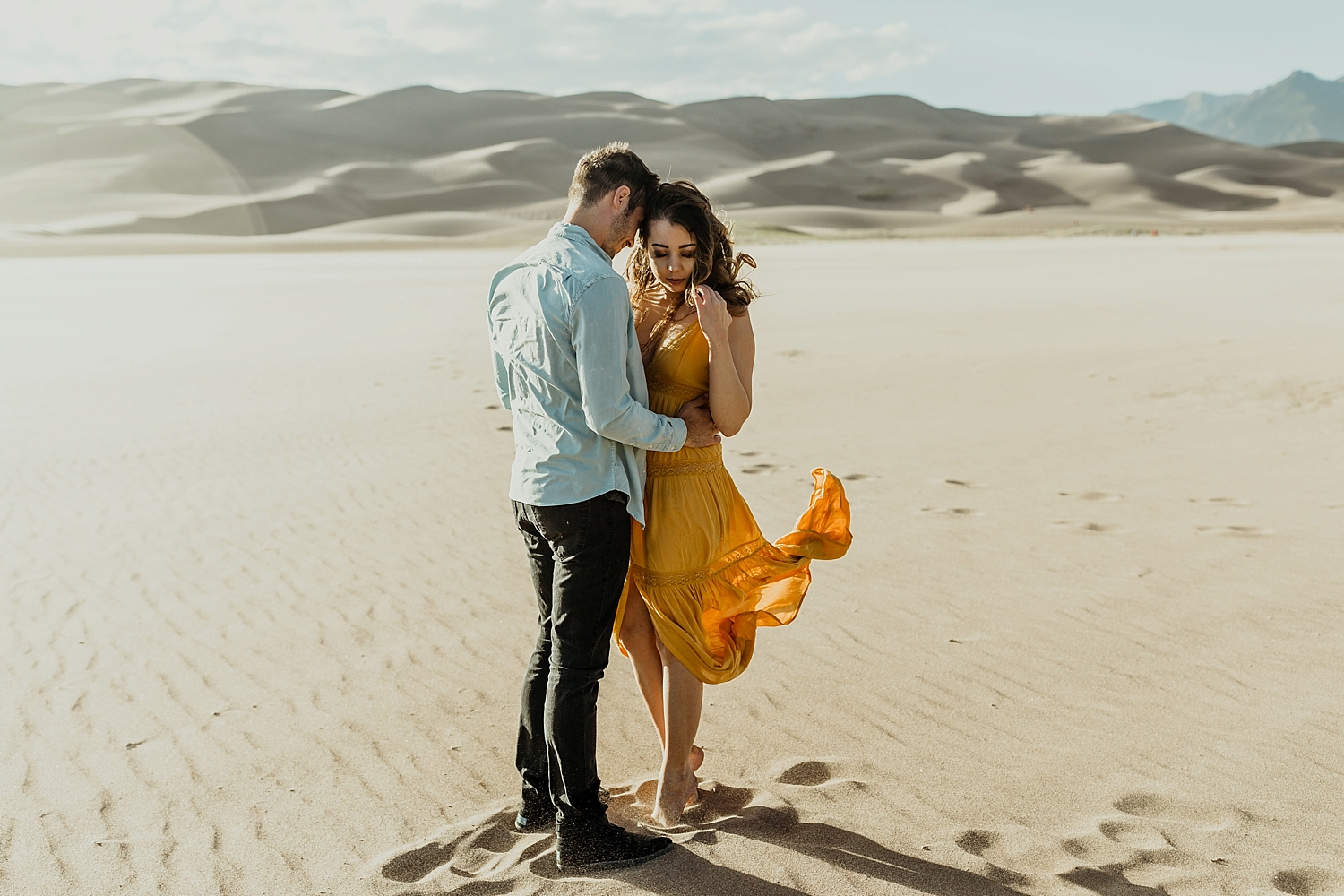 Sunset-Sand-Dunes-Adventure-Session_MJPHOTO-166.jpg