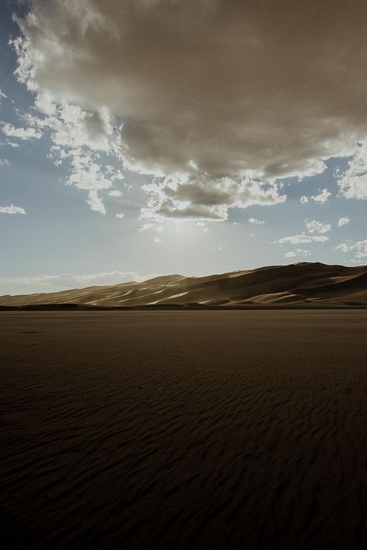 Sunset-Sand-Dunes-Adventure-Session_MJPHOTO.jpg