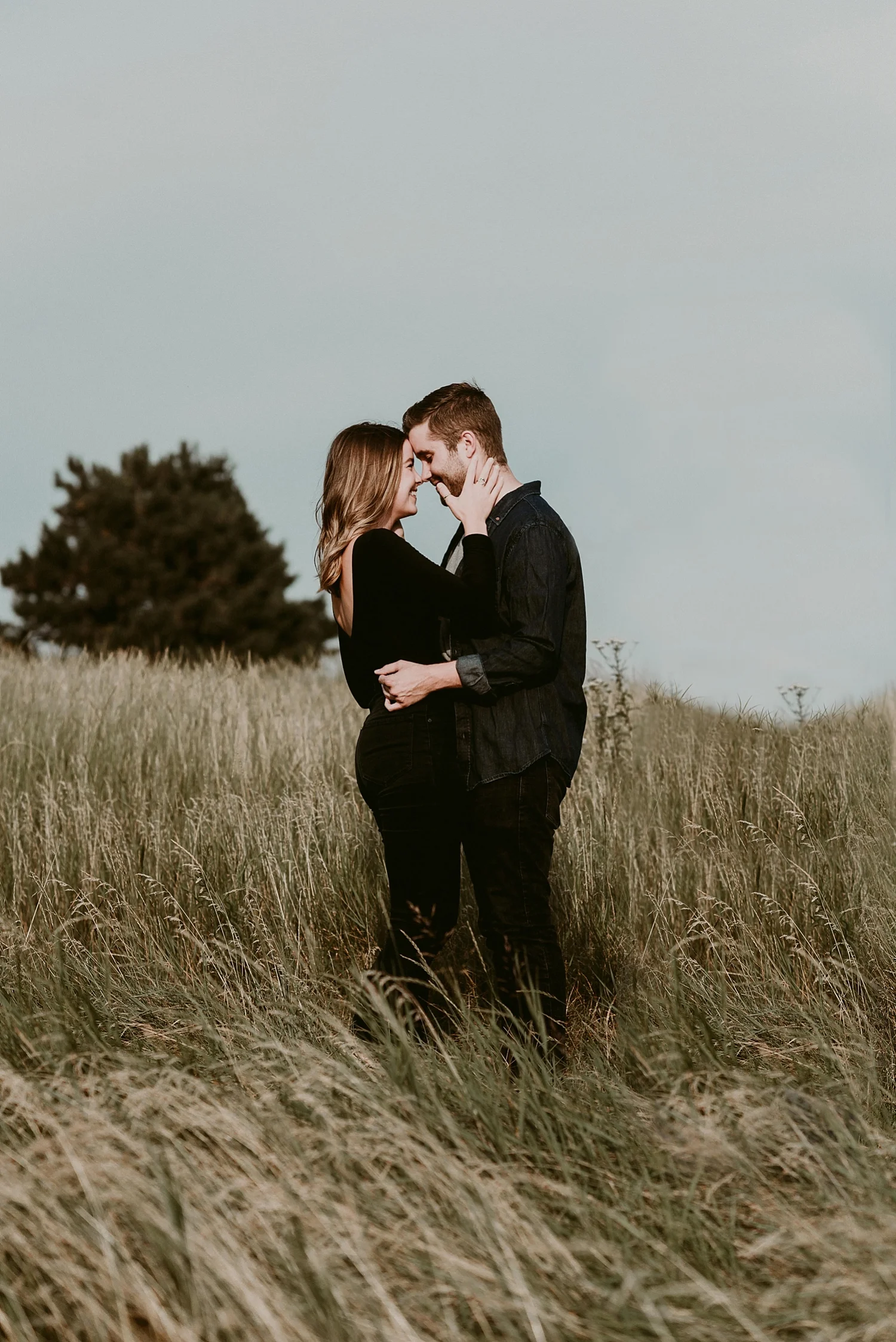 Intimate-Sunset-Couples-Session-13.jpg