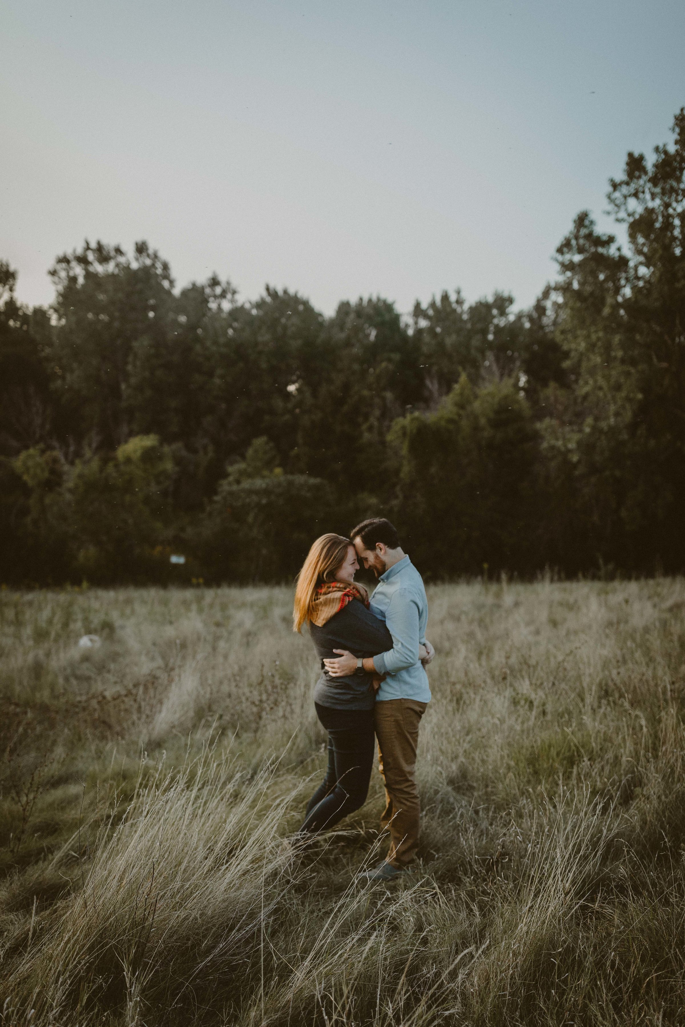 OhioCity+LakeErie-Sunset-Couples-Session_Rachel+Brian_MJPHOTO-139.jpg