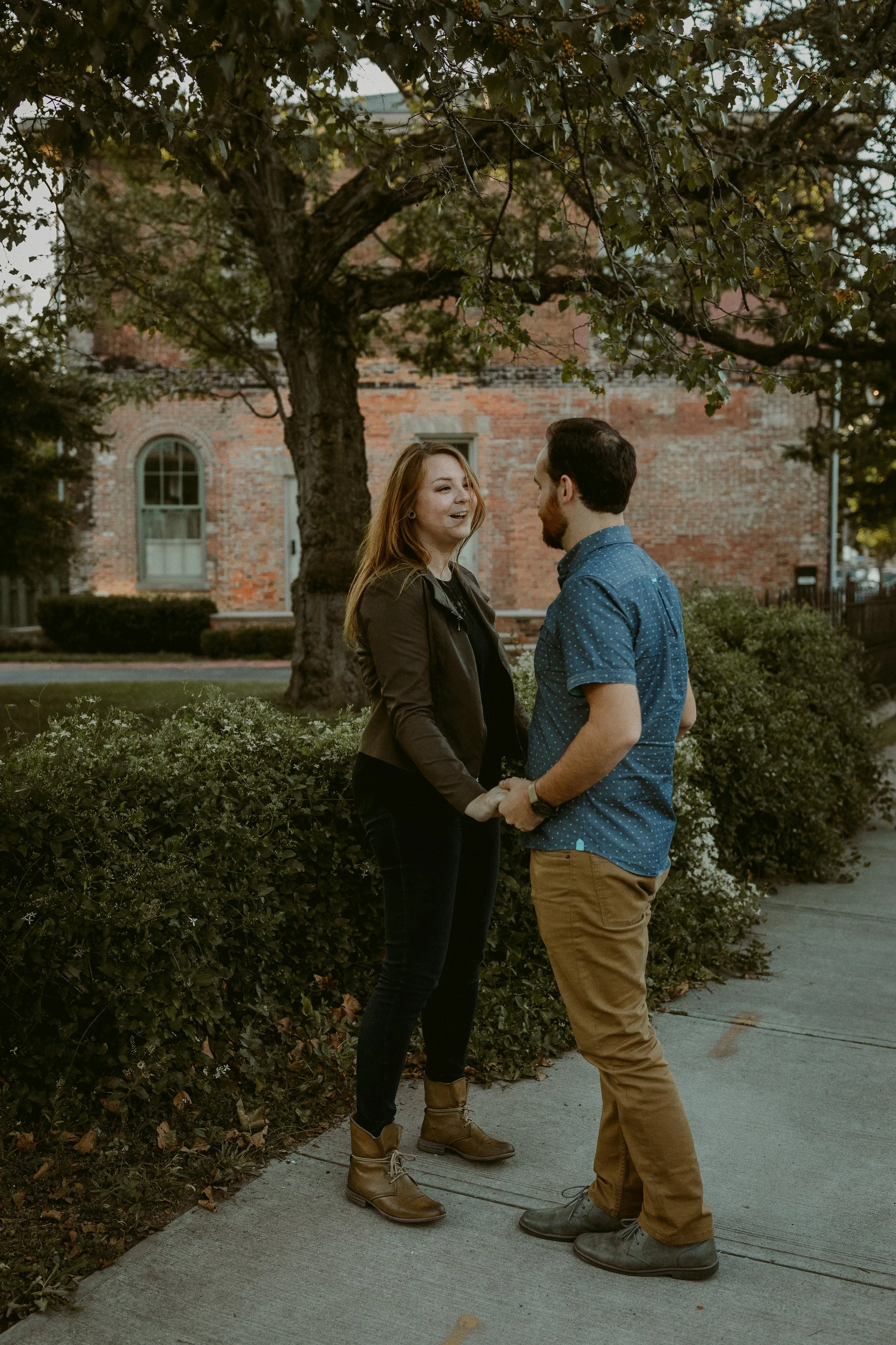 OhioCity+LakeErie-Sunset-Couples-Session_Rachel+Brian_MJPHOTO-63.jpg